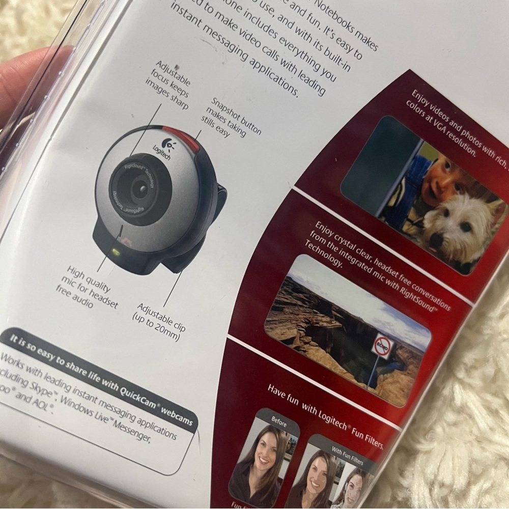 NIB Logitech Web Cam - Picture 4 of 4